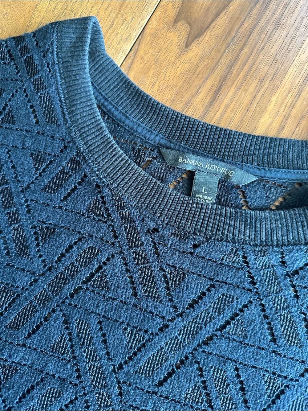 Banana Republic Women’s Textured Knit Sweater Size Large